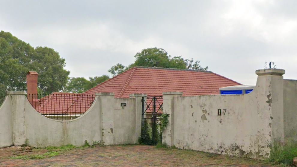 17 Young Avenue - Google Street View