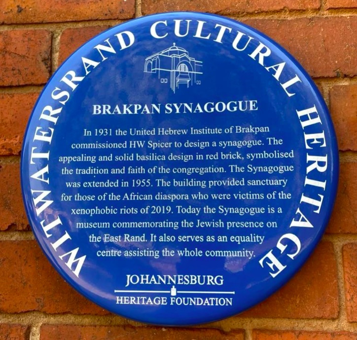Brakpan Synagogue Blue Plaque - Kathy Munro - 2021