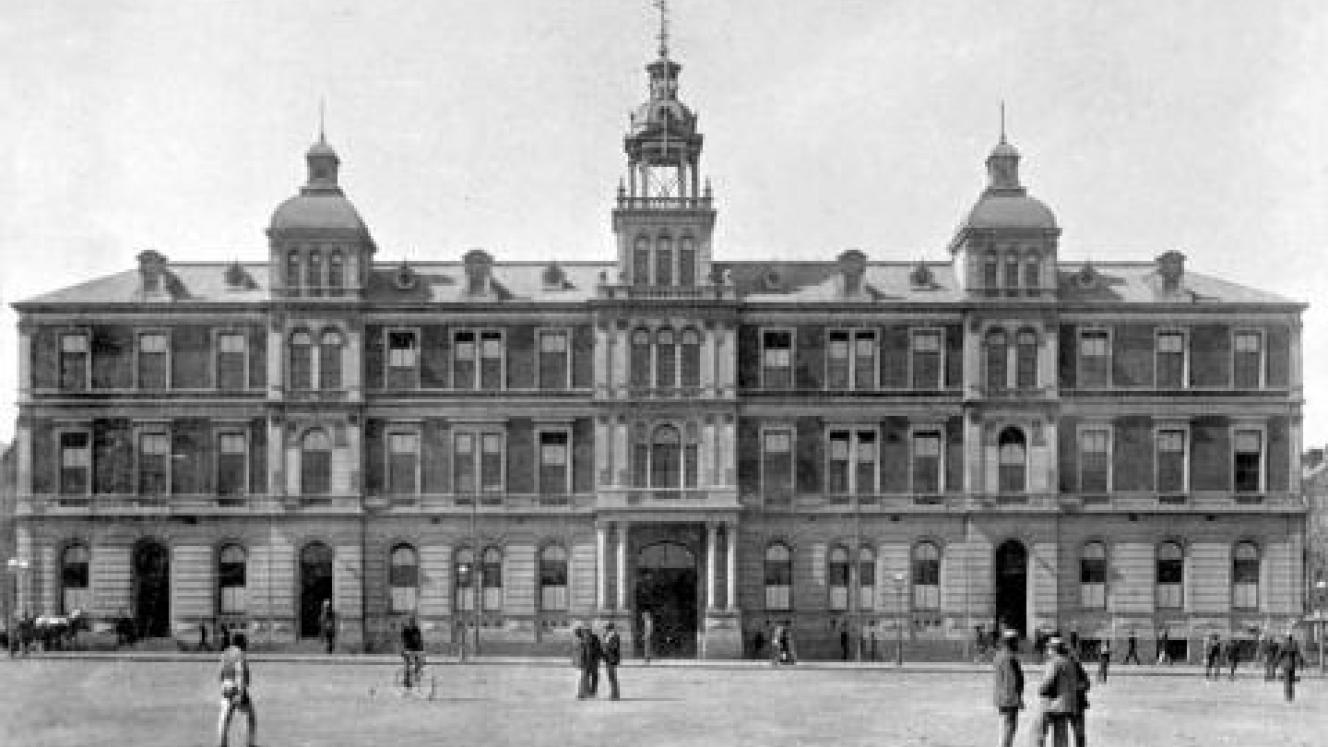 Old photo of the Rissik Street Post Office
