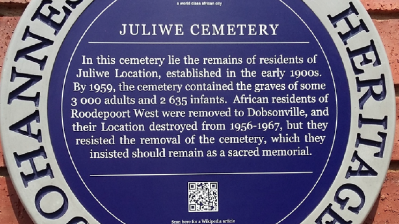 Juliwe Cemetery Blue Plaque - City of Johannesburg