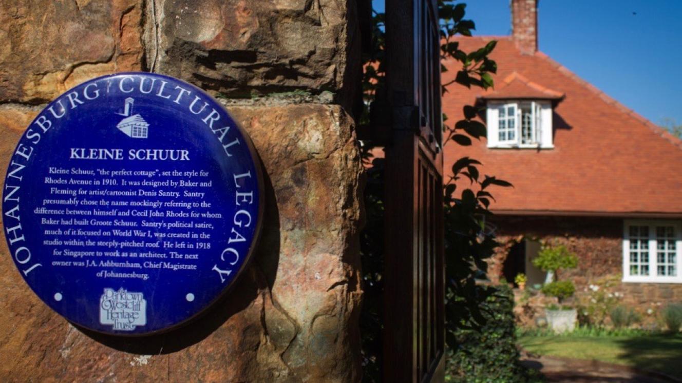 Kleine Schuur Entrance and Blue Plaque - Mark Straw