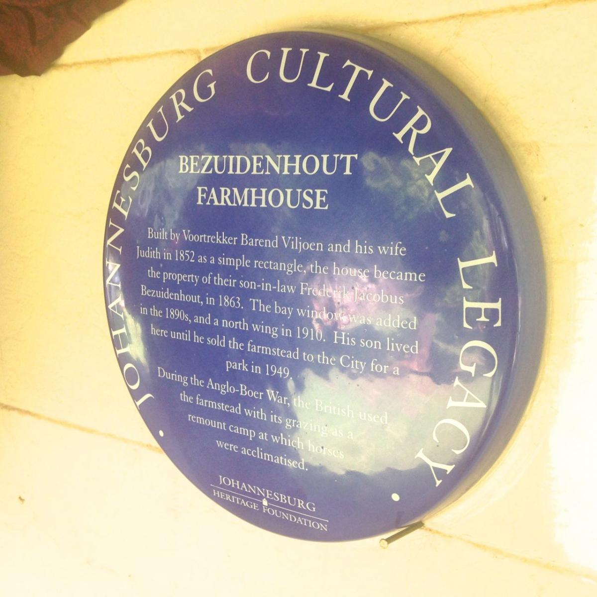 Bezuidenhout Farmhouse Blue Plaque - Heritage Portal - 2015