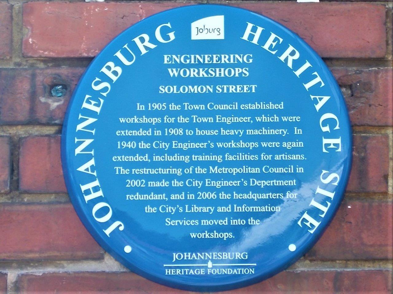 Engineering Workshops Solomon Street Blue Plaque - Kathy Munro - 2019