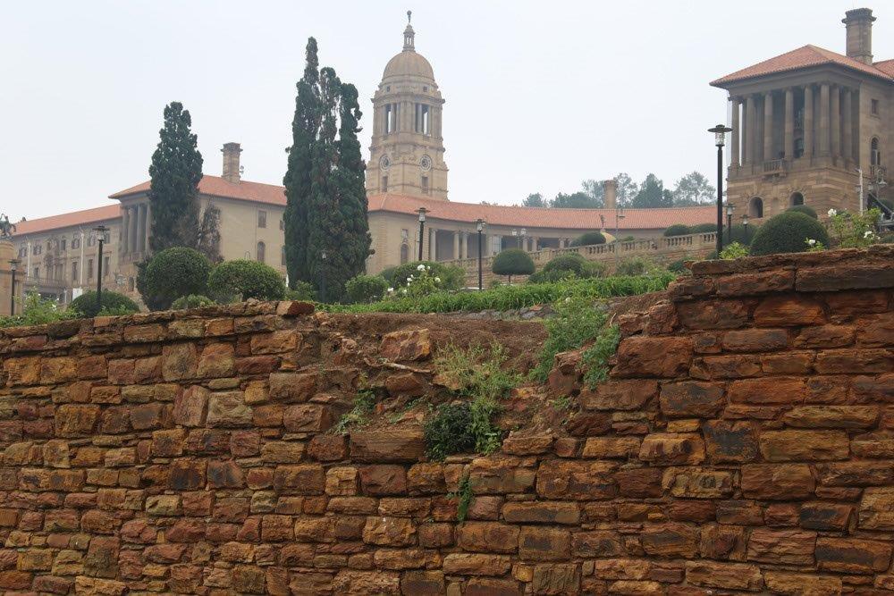 Collapsing retaining wall - Peter Blersch - Union Buildings 6