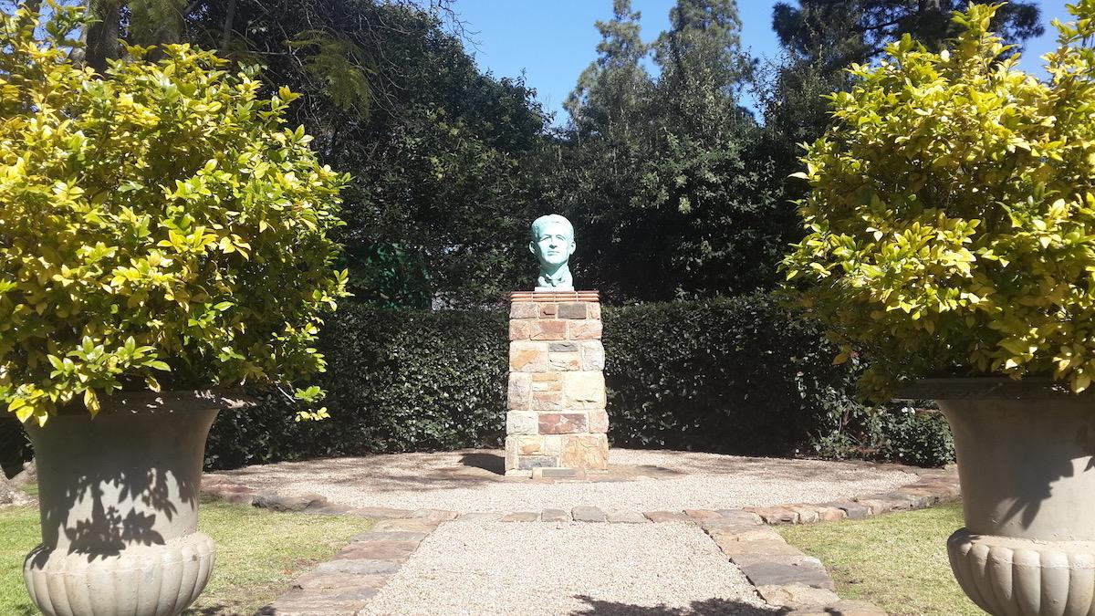 Herbert Baker Bust at Northwards - Heritage Portal - 2016