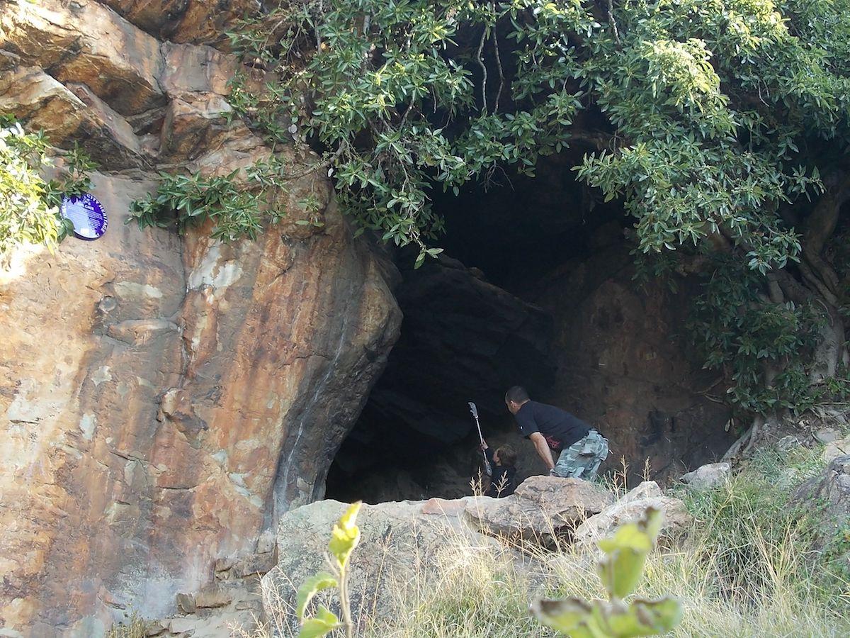 Melville Koppies Cave - Heritage Portal - 2013