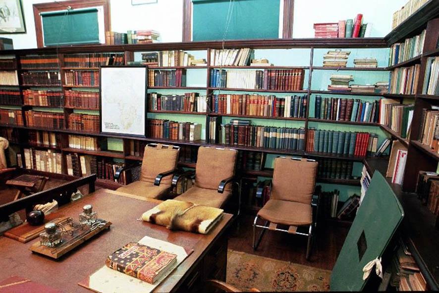 Smuts House Library - Gauteng Museum