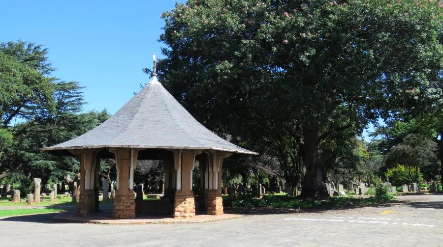 Coffin Rest at the Brixton Cemetery - SJ de Klerk