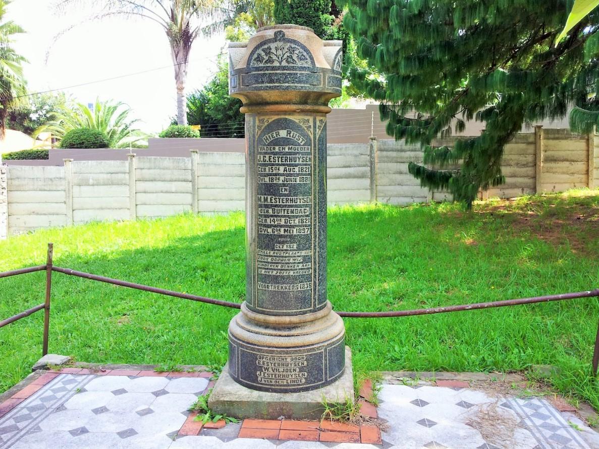 Esterhuysen Monument - Heritage Portal - 2013