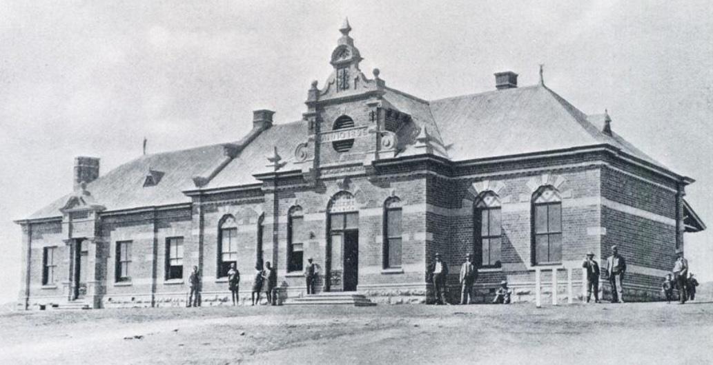 Iconic photo of the Krugersdorp Railway Station - Sourced by Jaco Mattheyse