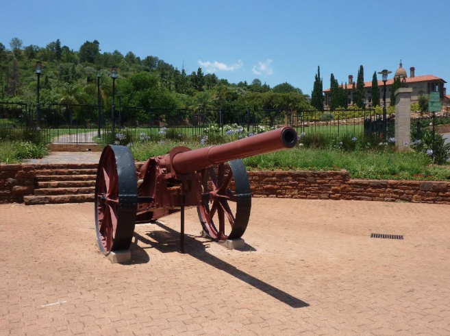 Konigsberg gun at the Union Buildings - Anne Sampson