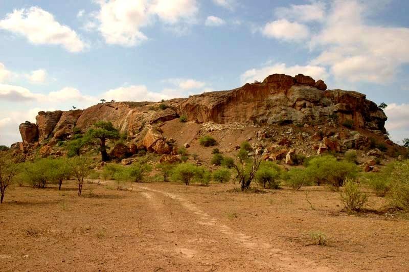 Mapungubwe Hill - Laura SA via Wikiepedia