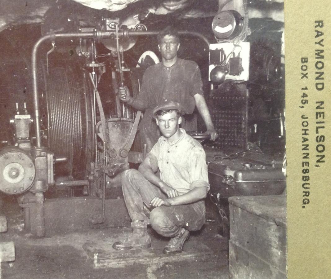Neilson Brothers via Carol Hardijzer