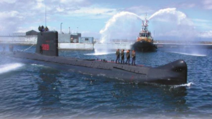 SAS Assegaais final alongside in 2003 via Mike Bosazza