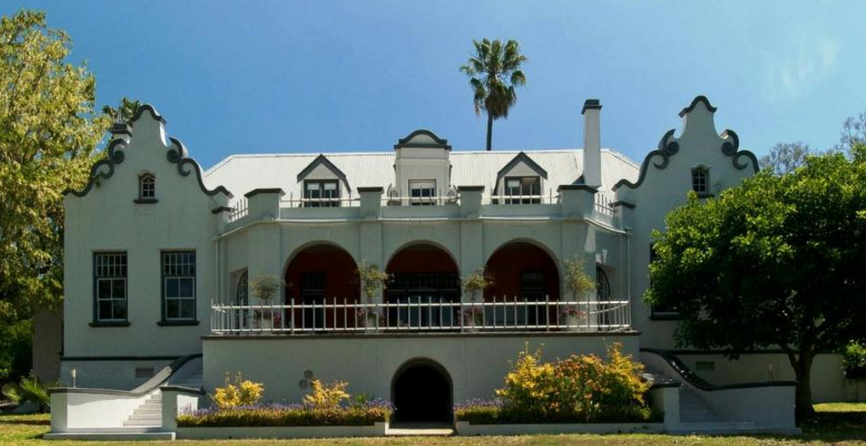 2 Dorette Paarl - Pam Golding