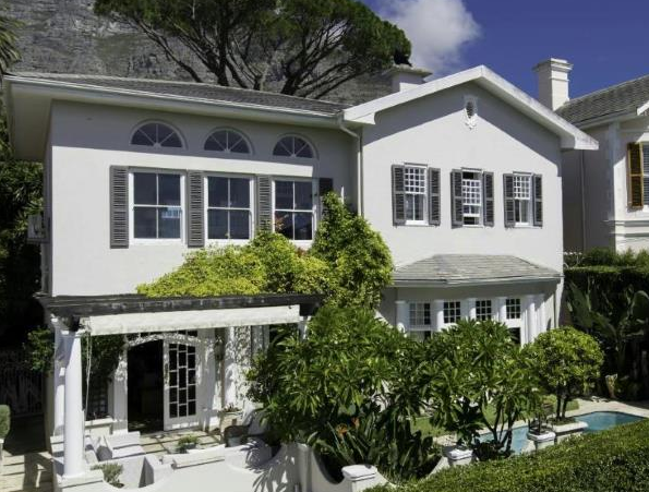 35 Belvedere Avenue Oranjezicht - Pam Golding - 2017