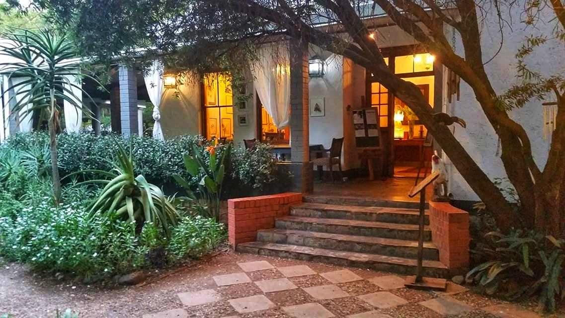 Die Ou Pastorie Magaliesberg via MACH