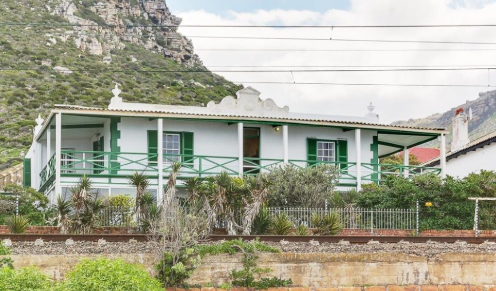 Early Kalk Bay property - Seeff - 2016