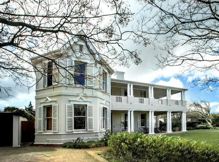 Elegant Victorian Rondebosch - Pam Golding - 2018