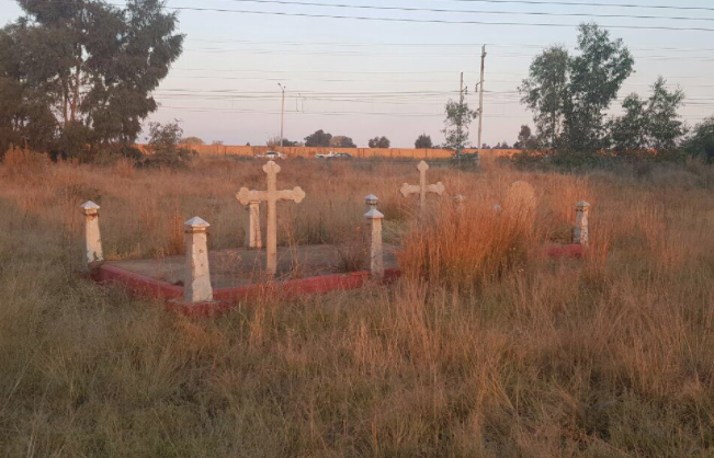 Graves near Randfontein - South African War Grave Society