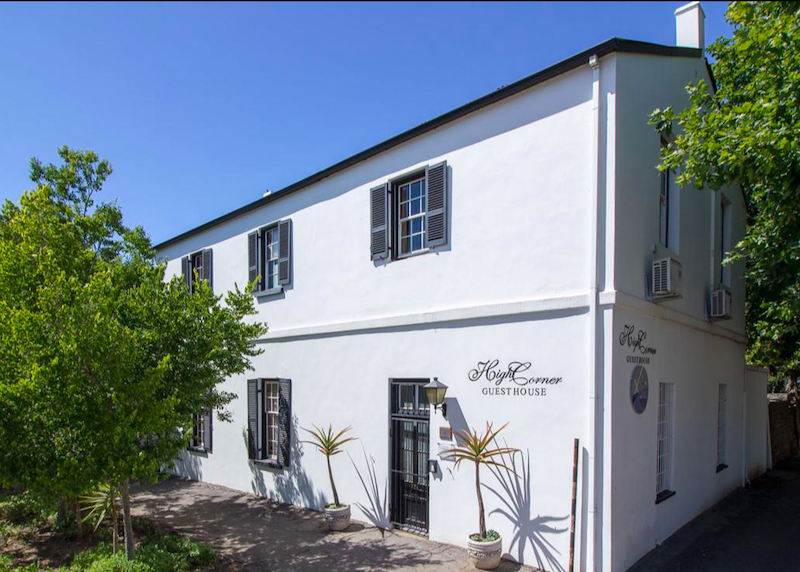High Corner House Makhanda Grahamstown - 122 High Street - Pam Golding 2019