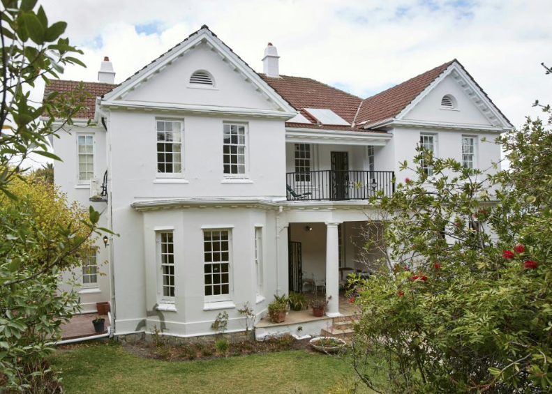 Muir House Rondebosch - Pam Golding - 2017