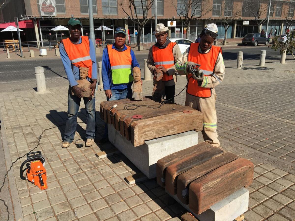 Newtown Heads artists at work photo by Angel Khumalo