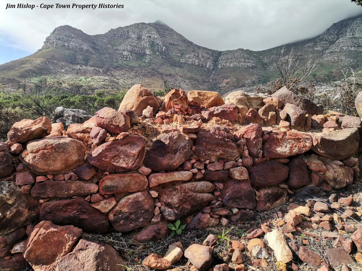 Oranjezicht Estate Boundary Wall - Jim Hislop - 2021