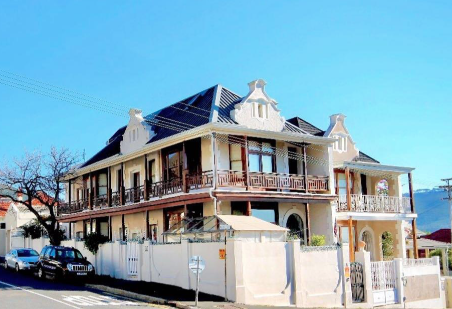 Oranjezicht Victorian - Greeff Properties - 2018