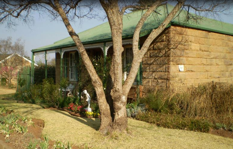 Sandstone House Fouriesburg - Pam Golding - 2017