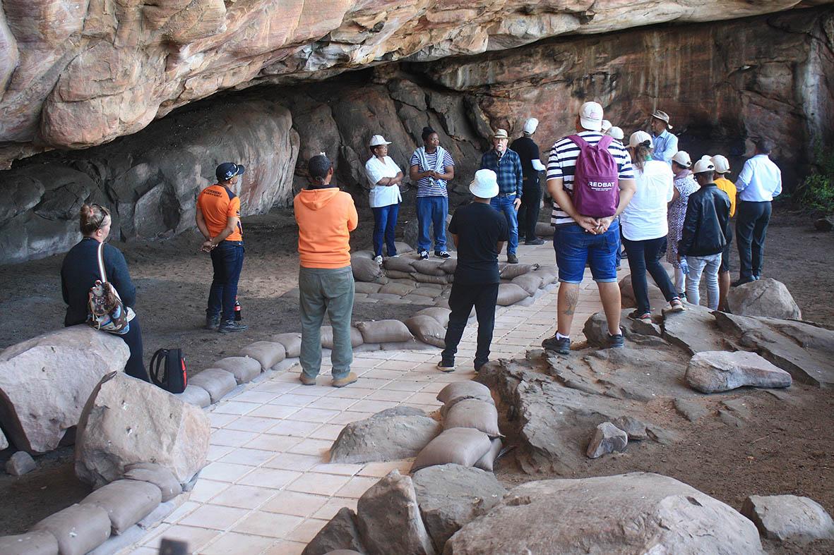 Unesco Launch Diepkloof Cave - Chris Murphy