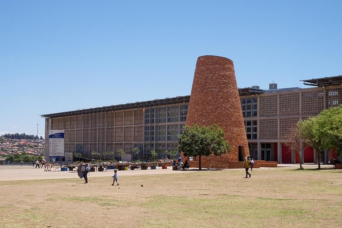 Walter Sisulu Square Kliptown - Bernard Gagnon - via Wikipedia